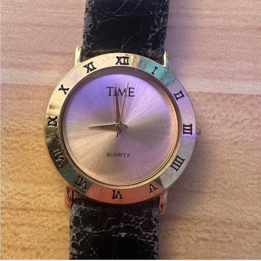 Time Quartz Gold Watch Women’s